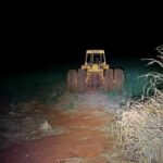 MOTORISTA É PRESO APÓS DANIFICAR PORTEIRA E SUSPEITA DE FURTO DE TRATOR EM FAZENDA DE NIQUELÂNDIA MOTORISTA É PRESO APÓS DANIFICAR PORTEIRA E SUSPEITA DE FURTO DE TRATOR EM FAZENDA DE NIQUELÂNDIA