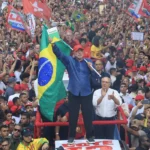 Lula é reeleito presidente do Brasil em virada histórica
